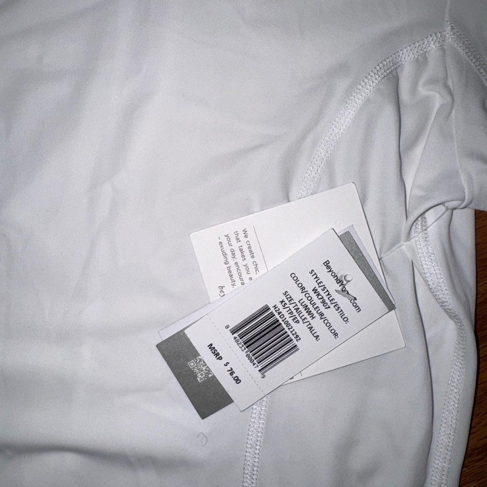 Beyond Yoga White Long Sleeve Performance Top - Picture 2 of 4
